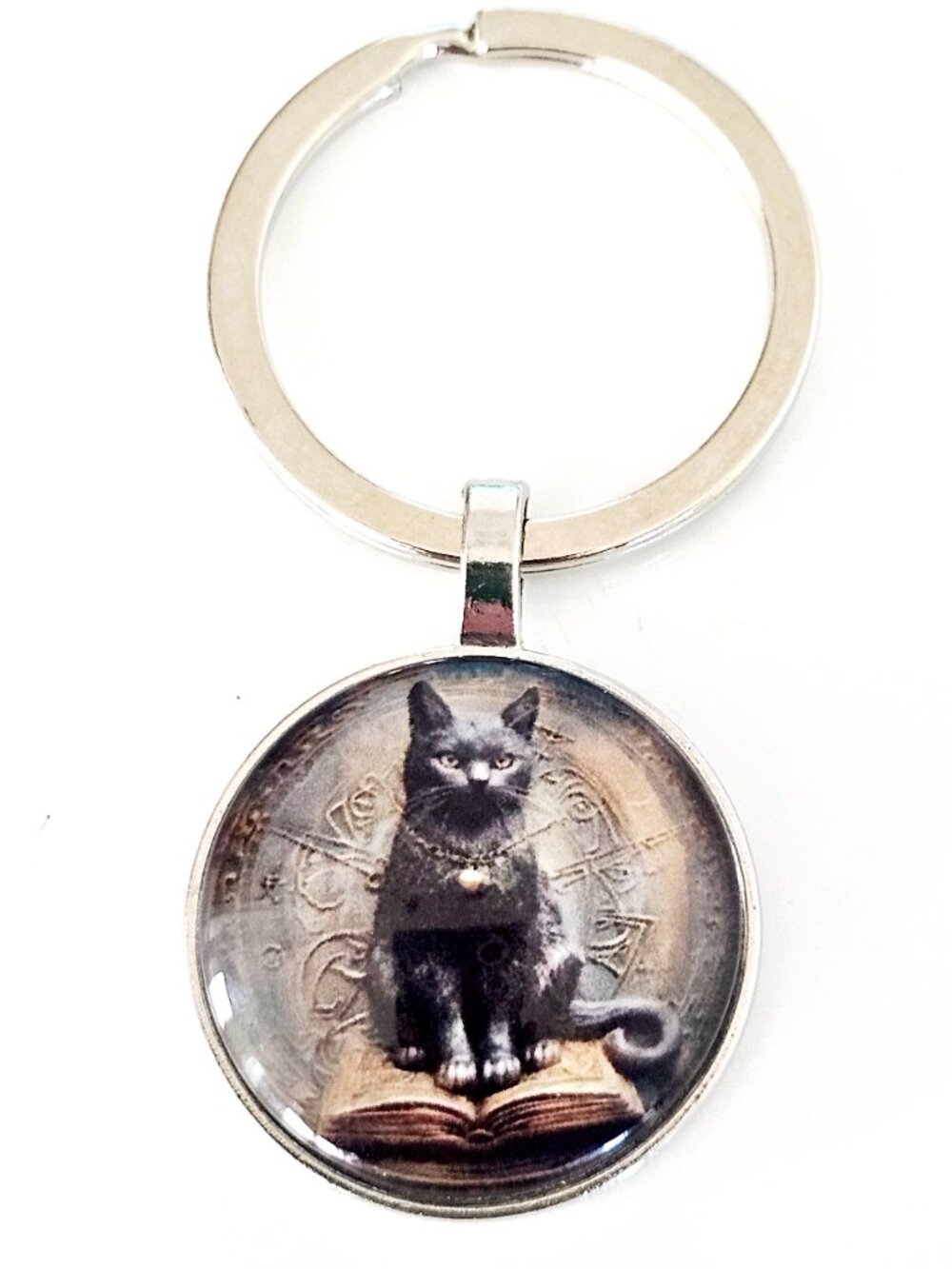 Black Cat Magic Keychain Witchy Gothic Occult Spell Book Silver Tone Gift Detach